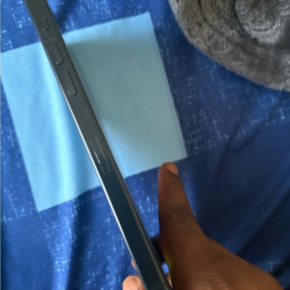 15 pro max - Picture 2 of 3